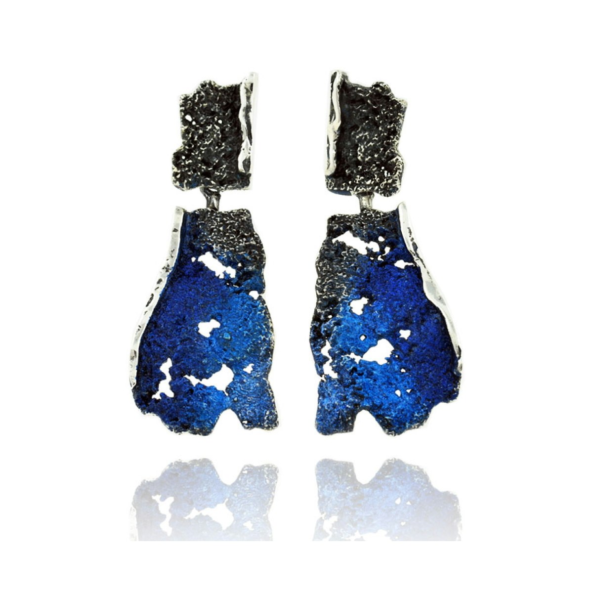 2 pieces electric-blue Intenzza earrings van Arior Barcelona