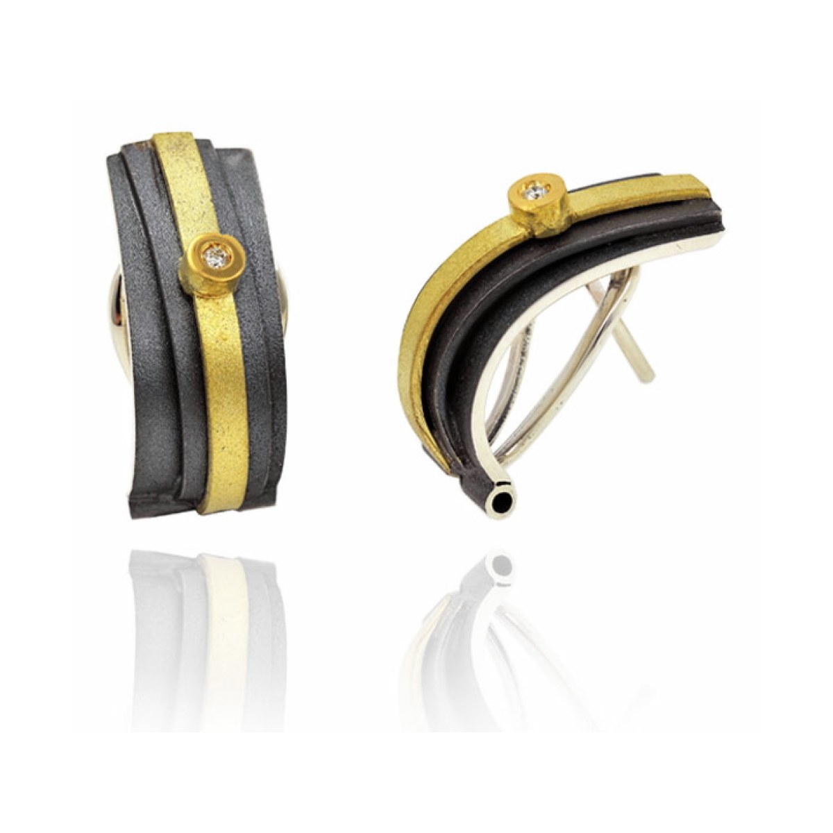 Lux silver&gold earring van Arior Barcelona