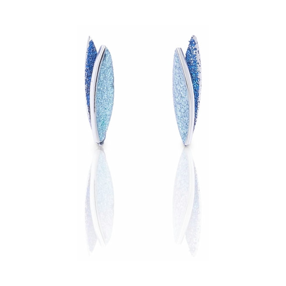 Lara blue small earring van Arior Barcelona