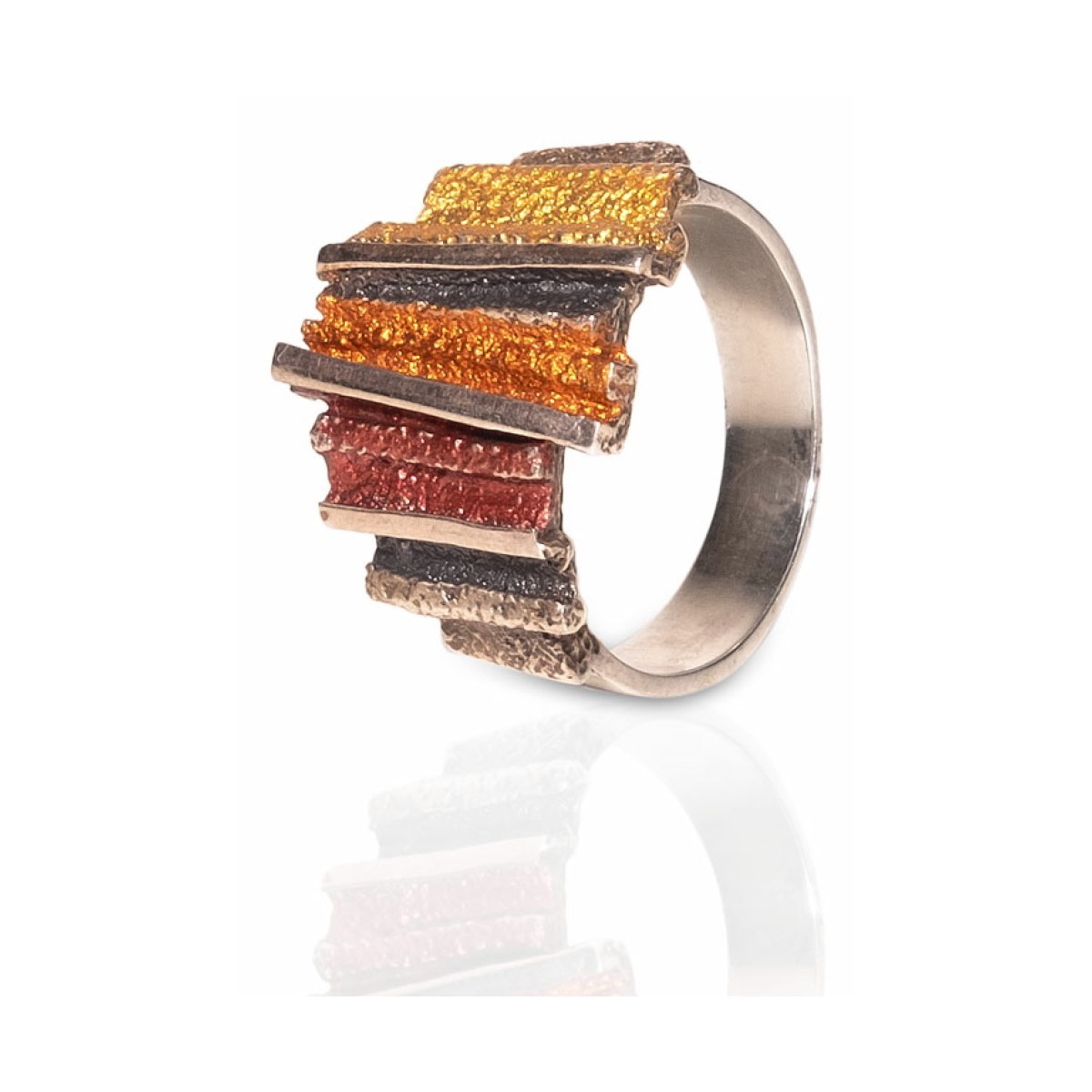 Dana ochre small ring van Arior Barcelona