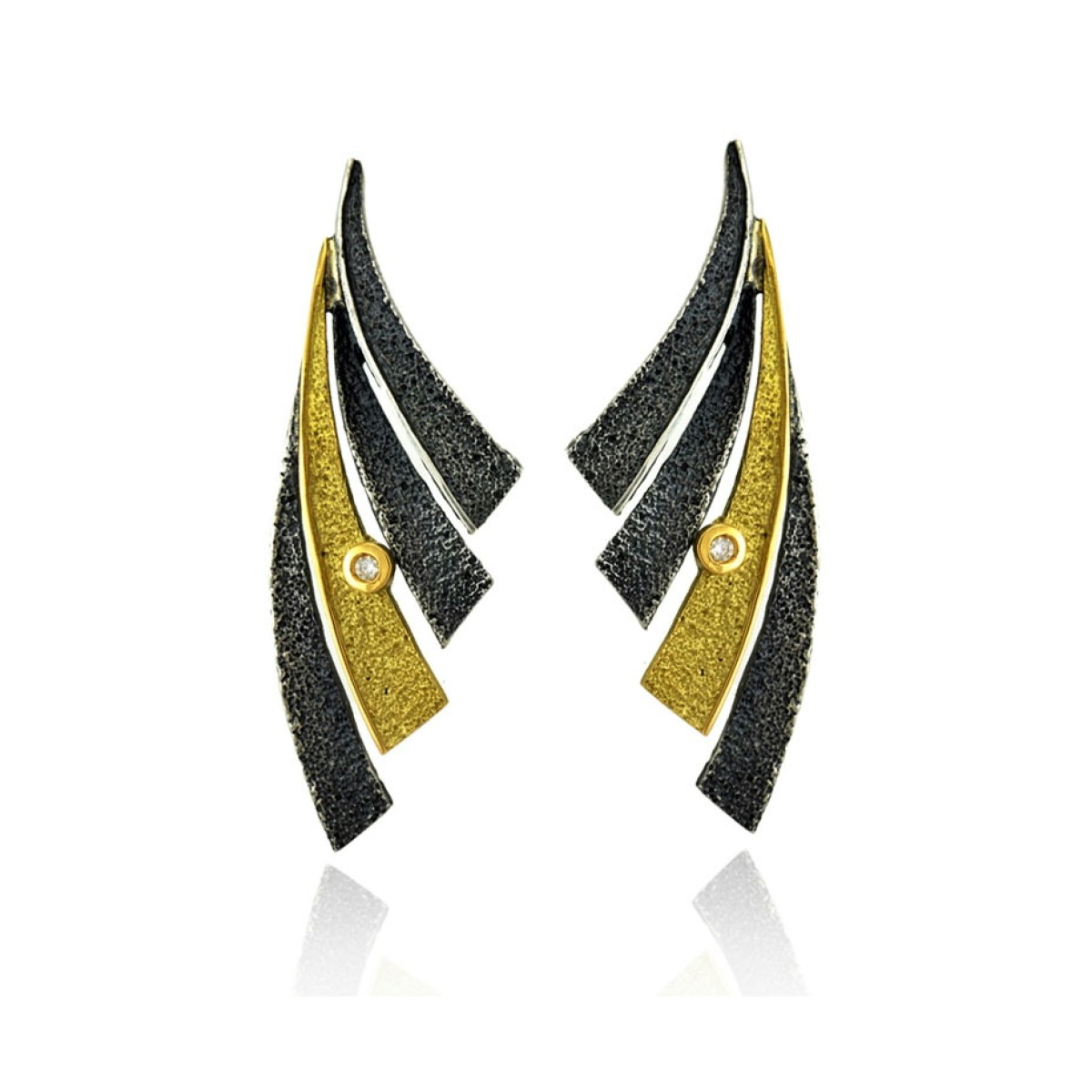Fenix silver&gold earring van Arior Barcelona