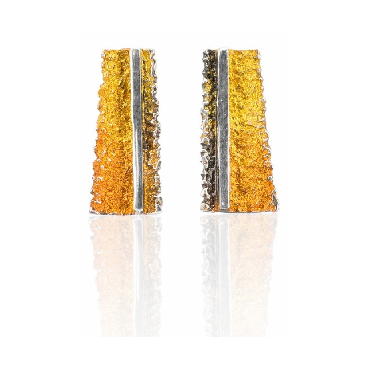 Osha ochre small earring van Arior Barcelona